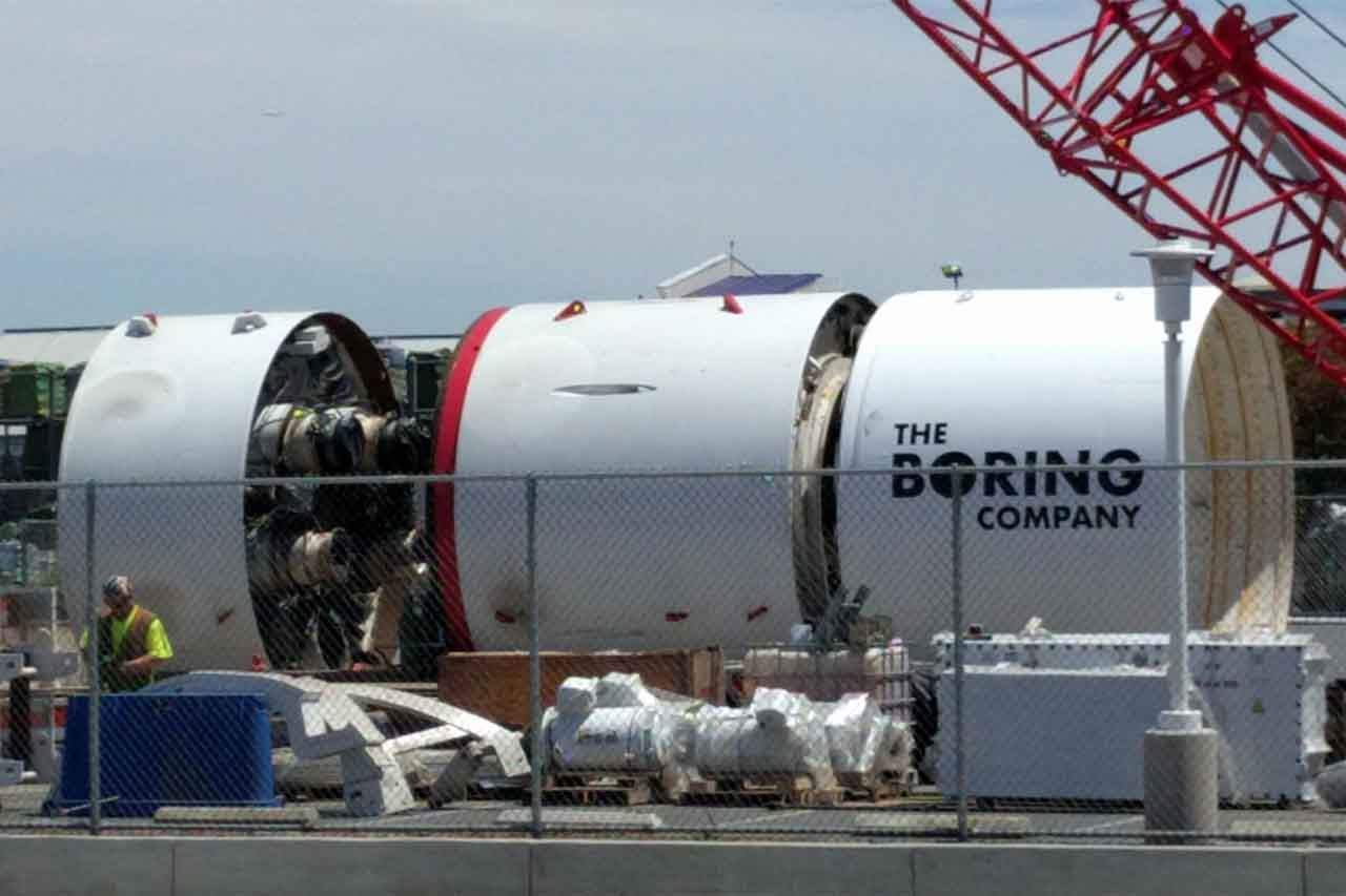 You are currently viewing Elon Musk Is Excavating Under LA